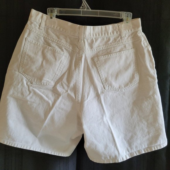 Vintage Cherokee White Jean Denim Shorts High Waisted Size 16 - Picture 1 of 8